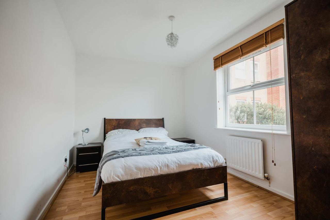 Ferienwohnung Hullidays Victora Dock- Refurbished 2024 Kingston upon Hull Exterior foto