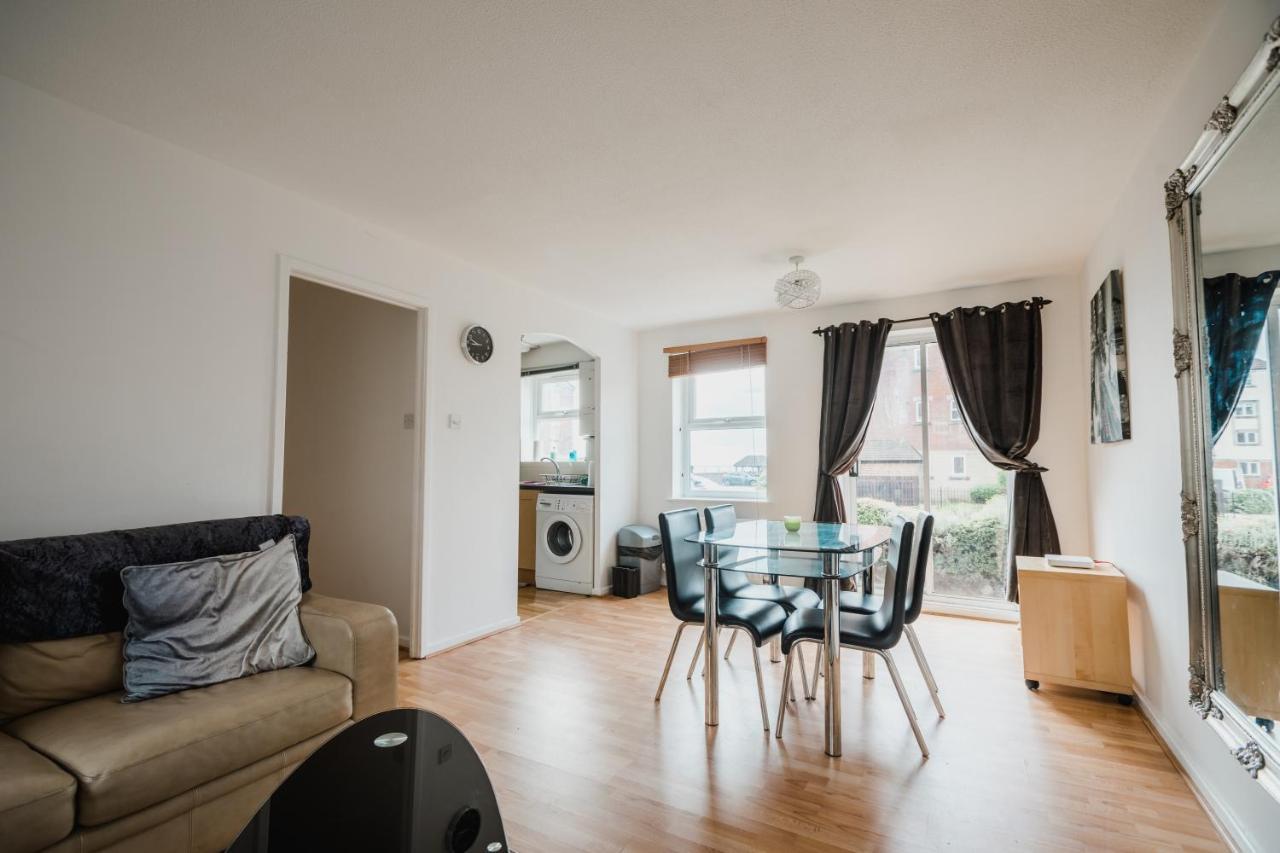 Ferienwohnung Hullidays Victora Dock- Refurbished 2024 Kingston upon Hull Exterior foto